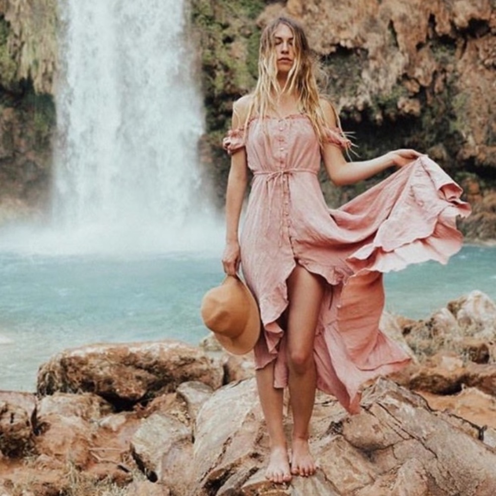 August the label dress